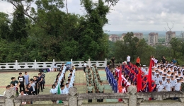 市人民医院参加“传承·2019清明祭英烈”活动