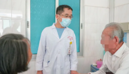 礼轻情意重，儋州市人民医院医护人员以真心和悉心赢得患者感动赋诗二首